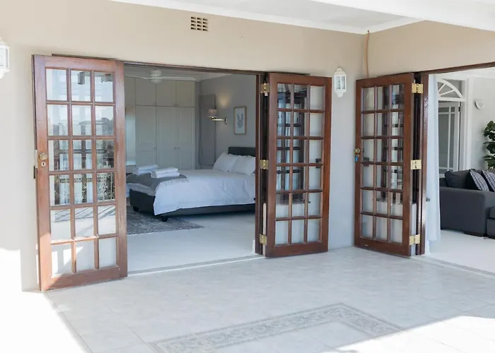 Nahoon Beach Villas Self Catering Apartments